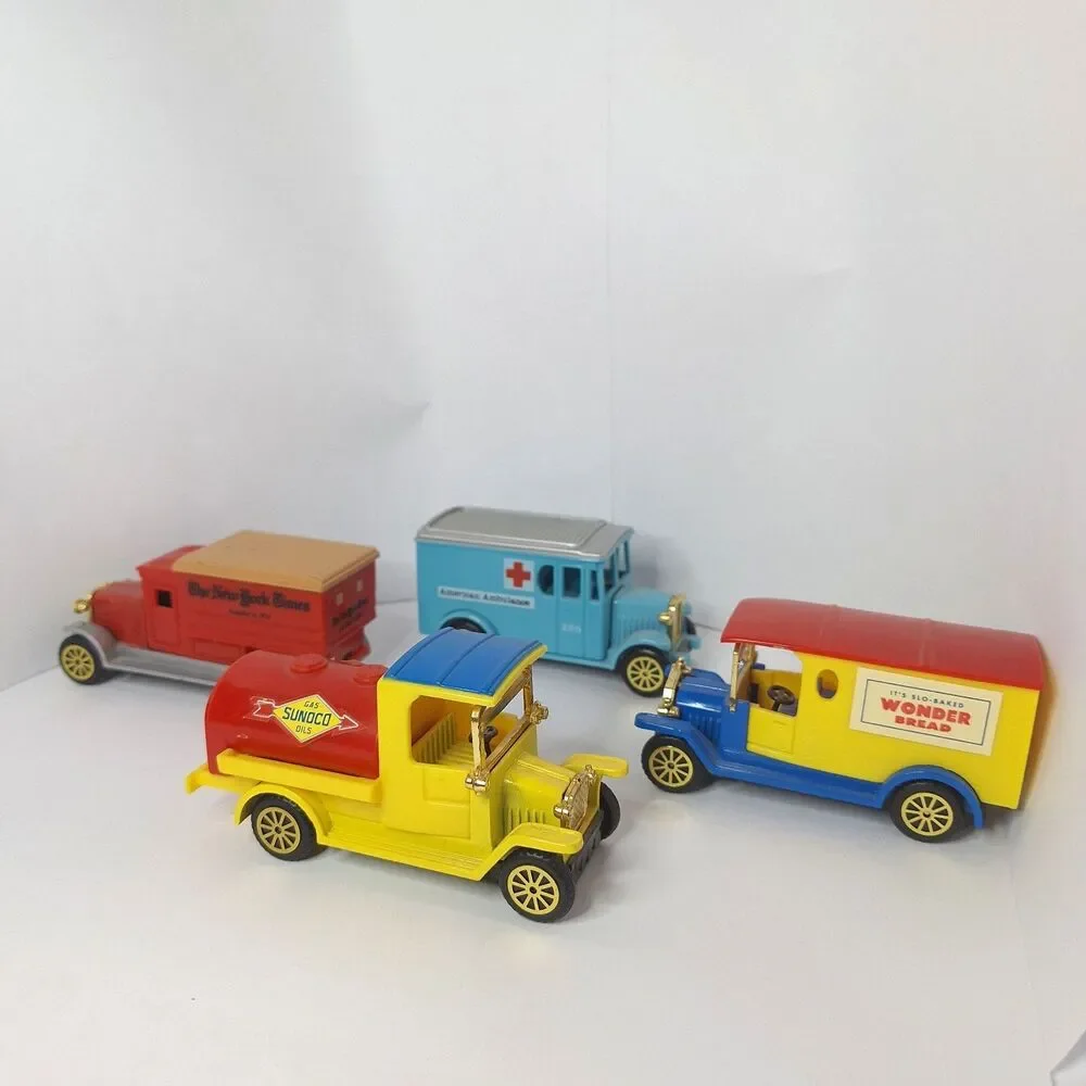 Reader's Digest Classic Trucks 4 diecast models Sunoco Wonder Bread NY Time